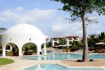 SWAHILI BEACH HOTEL*****